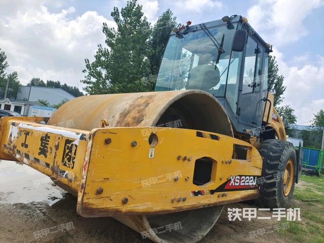 徐工XS222J壓路機(jī)