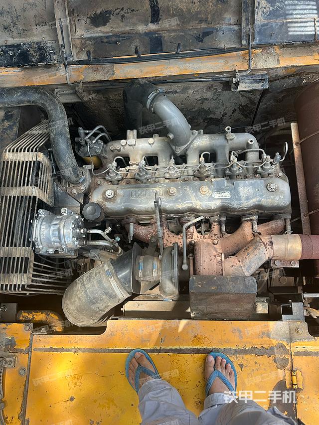 发动机整体俯视（整机外观）