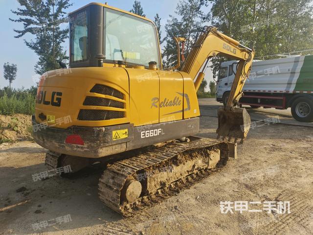 右后45(整機外觀) 右后45(整機外觀)