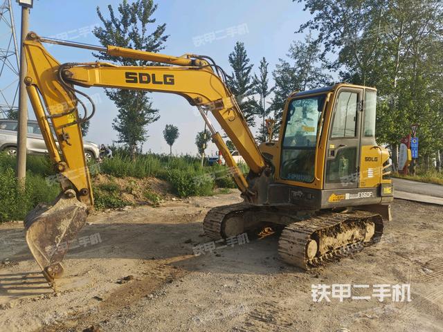 山東臨工E660FL挖掘機