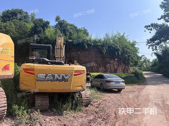 整機(jī)右后45°(整機(jī)外觀) 整機(jī)右后45°(整機(jī)外觀)