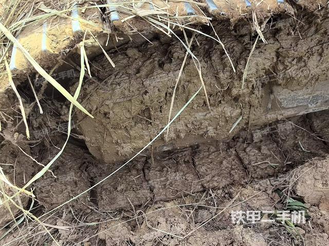 左導向輪(行走機構) 左導向輪(行走機構)