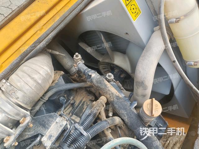 水箱+風扇特寫(上車部件) 水箱+風扇特寫(上車部件)
