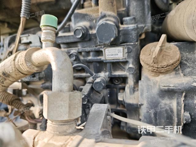 发动机室（上车部件）