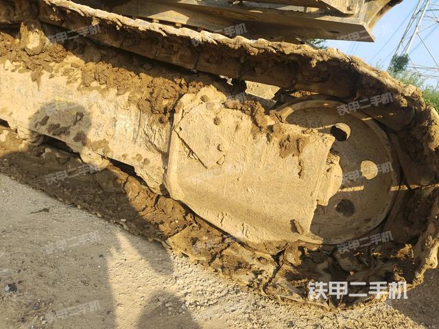 左導(dǎo)向輪(行走機構(gòu)) 左導(dǎo)向輪(行走機構(gòu))