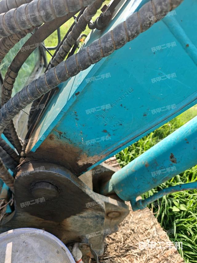 小臂整体右前（工作和回转装置）