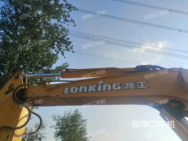 小臂整體右前(工作和回轉裝置) 小臂整體右前(工作和回轉裝置)