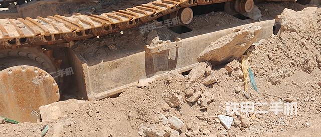 单侧履带整体（整机外观）