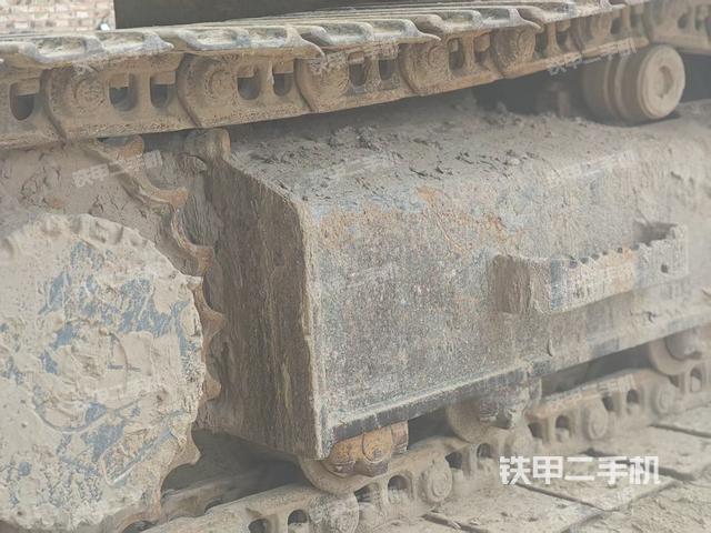 單側(cè)履帶整體（整機外觀）