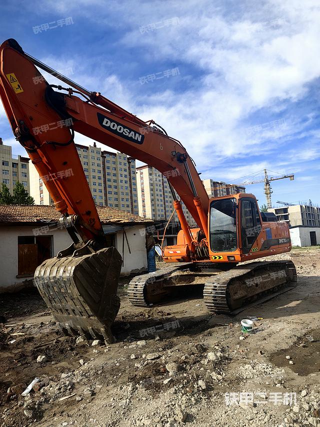 斗山DH300LC-7挖掘機(jī)