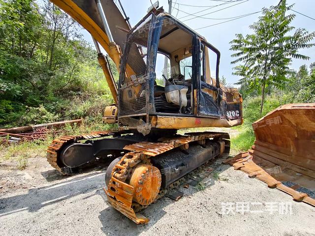 卡特彼勒320C挖掘机