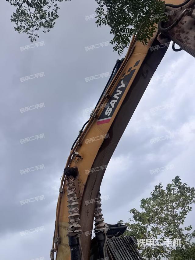 大臂整體?右側(cè)(工作和回轉(zhuǎn)裝置) 大臂整體?右側(cè)(工作和回轉(zhuǎn)裝置)
