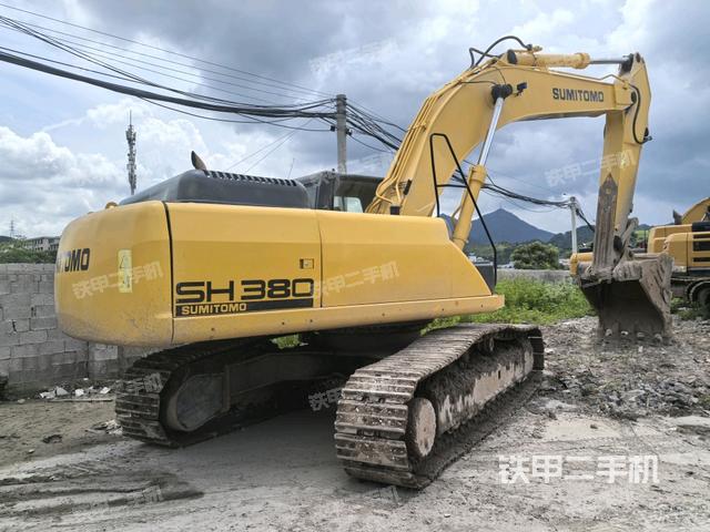 右后45(整機(jī)外觀) 右后45(整機(jī)外觀)