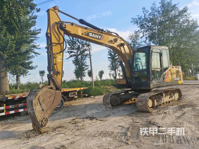 三一重工SY135C挖掘機(jī)