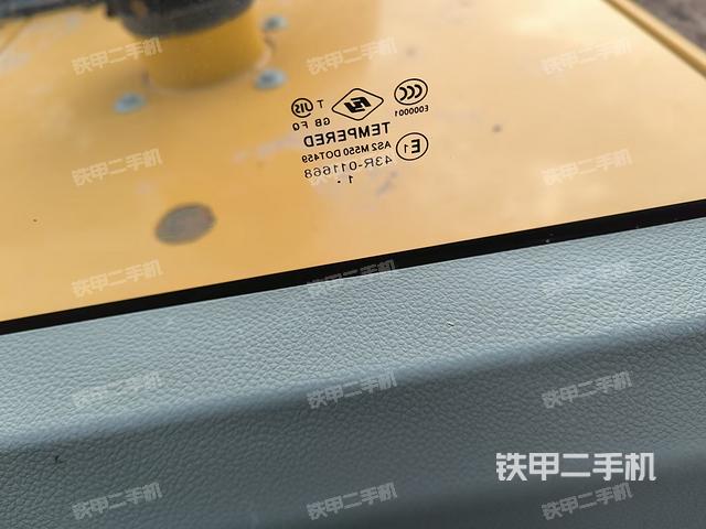 后窗玻璃角标(驾驶室部分) 后窗玻璃角标(驾驶室部分)