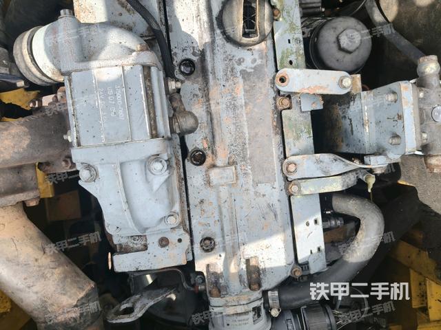 發(fā)動(dòng)機(jī)整體俯視(整機(jī)外觀) 發(fā)動(dòng)機(jī)整體俯視(整機(jī)外觀)