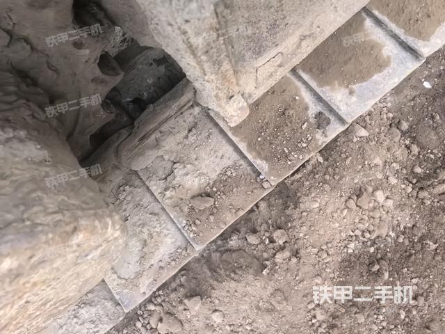左側履帶整體?(行走機構) 左側履帶整體?(行走機構)