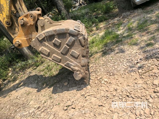 小臂整體左后（工作和回轉(zhuǎn)裝置）