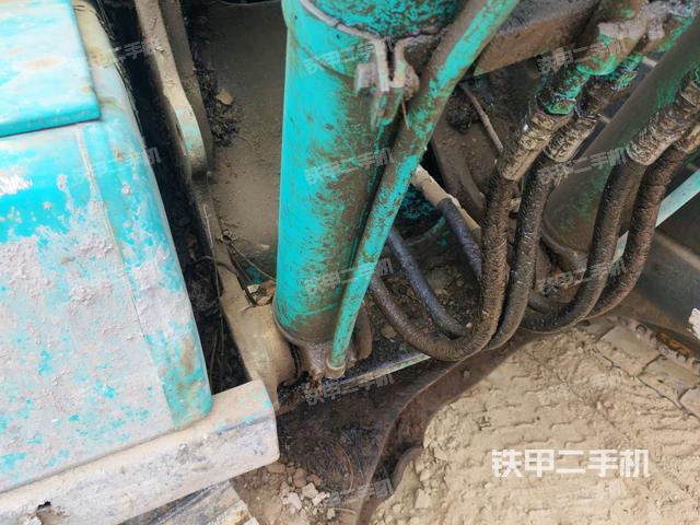 小臂整體右前(工作和回轉(zhuǎn)裝置) 小臂整體右前(工作和回轉(zhuǎn)裝置)
