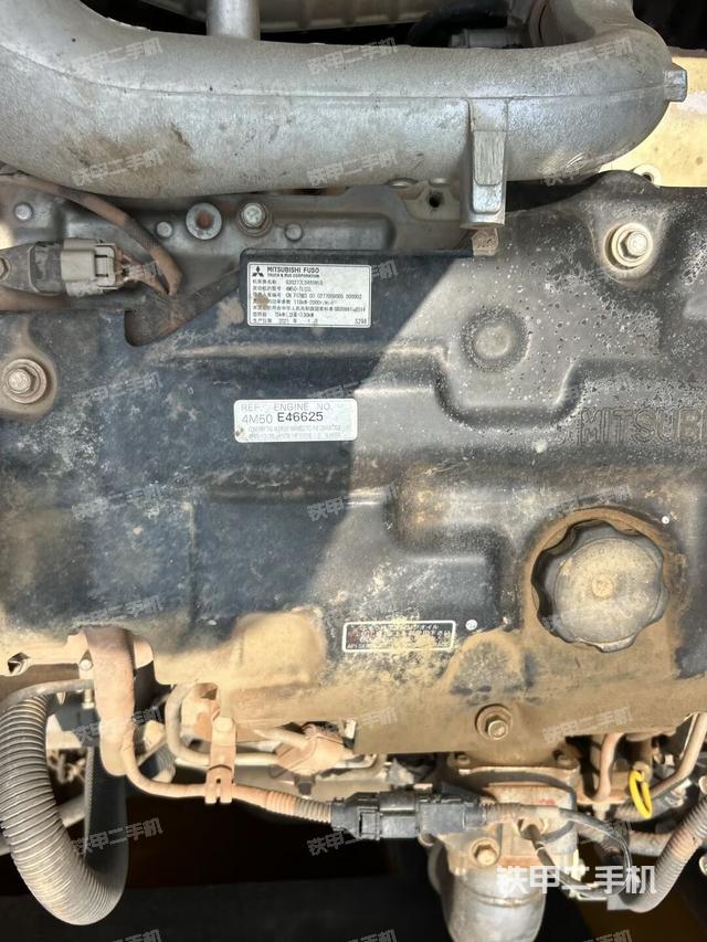 發(fā)動機室(上車部件) 發(fā)動機室(上車部件)