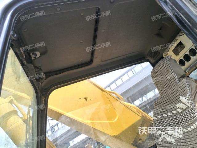 頂棚整體(駕駛室部分) 頂棚整體(駕駛室部分)