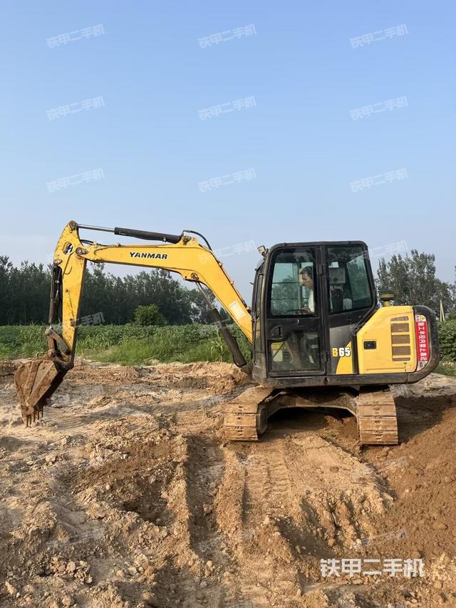 洋馬B65挖掘機