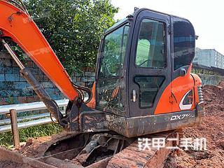斗山DX55-9C挖掘机实拍图片