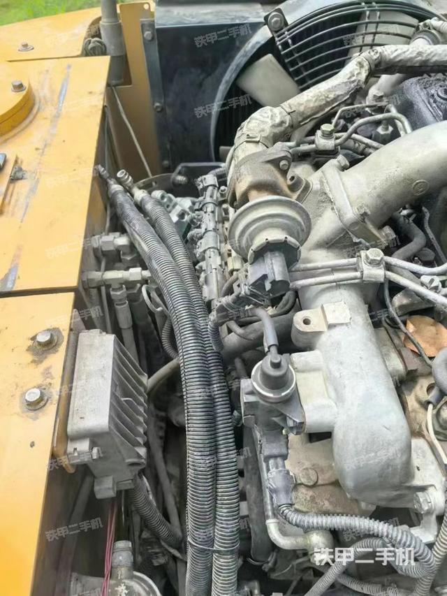 发动机整体俯视（整机外观）