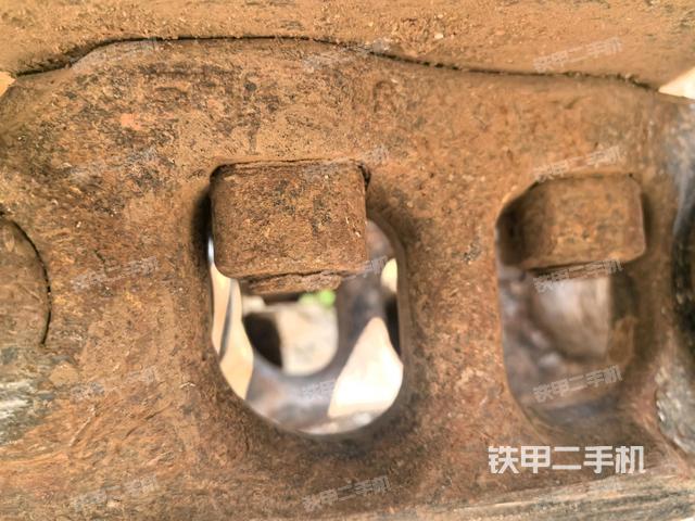 左托鏈輪和鏈筋（行走機(jī)構(gòu)）