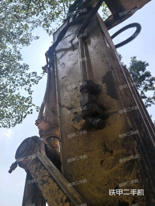 大臂油缸整體?豎拍（工作和回轉(zhuǎn)裝置）