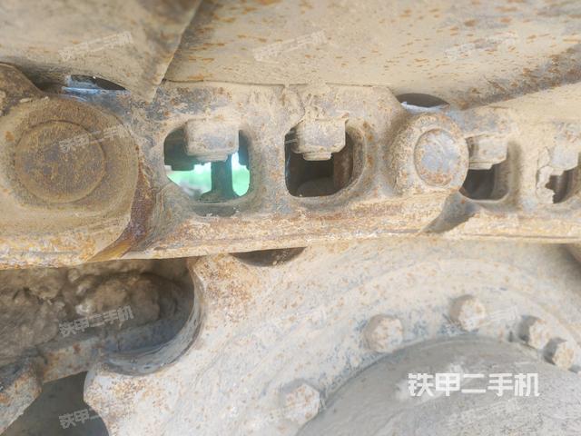 右侧行走马达盖板(行走机构) 右侧行走马达盖板(行走机构)