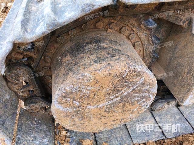 右驅(qū)動(dòng)輪(行走機(jī)構(gòu)) 右驅(qū)動(dòng)輪(行走機(jī)構(gòu))