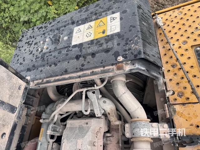 氣門室蓋螺絲特寫(上車部件) 氣門室蓋螺絲特寫(上車部件)