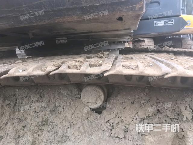 右側行走馬達蓋板(行走機構) 右側行走馬達蓋板(行走機構)