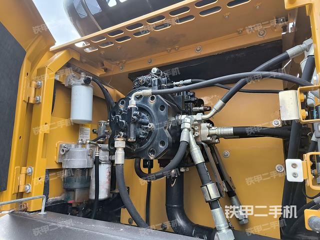 液压泵斜45 右(大件舱室) 液压泵斜45 右(大件舱室)