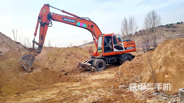 斗山DH210W-7挖掘機(jī)
