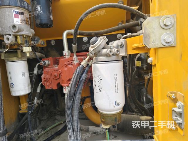 液壓泵斜45?左(大件艙室) 液壓泵斜45?左(大件艙室)