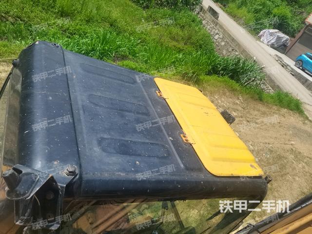 駕駛室頂部俯視(上車部件) 駕駛室頂部俯視(上車部件)
