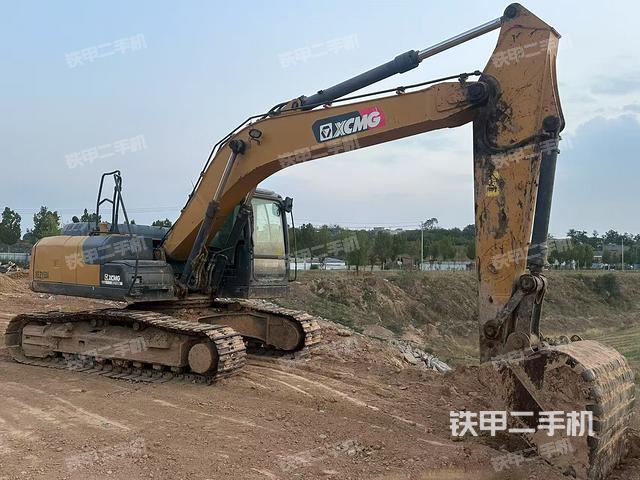 徐工XE215DA挖掘機(jī)