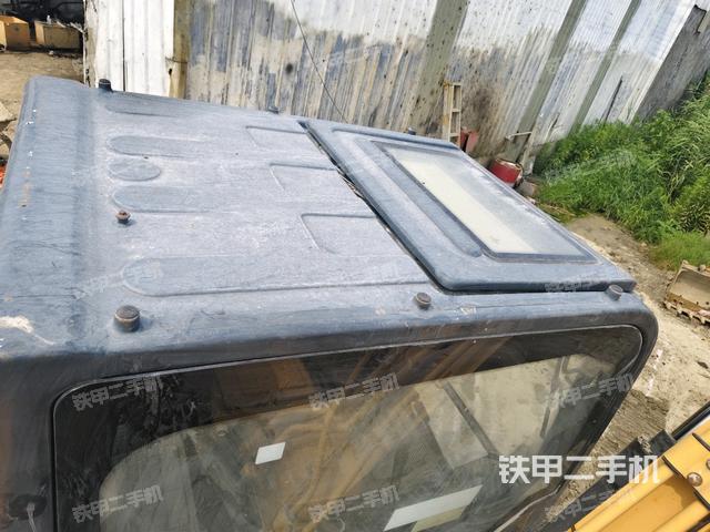 駕駛室頂部俯視(上車部件) 駕駛室頂部俯視(上車部件)