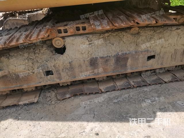 左側(cè)行走馬達(dá)蓋板(行走機(jī)構(gòu)) 左側(cè)行走馬達(dá)蓋板(行走機(jī)構(gòu))