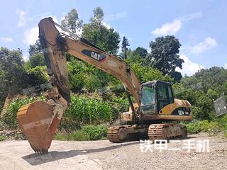 卡特彼勒320D液压挖掘机实拍图片