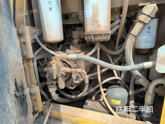 液壓泵室(大件艙室) 液壓泵室(大件艙室)