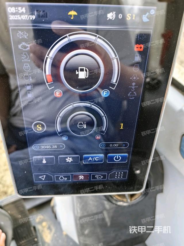 显示屏 （驾驶室部分）