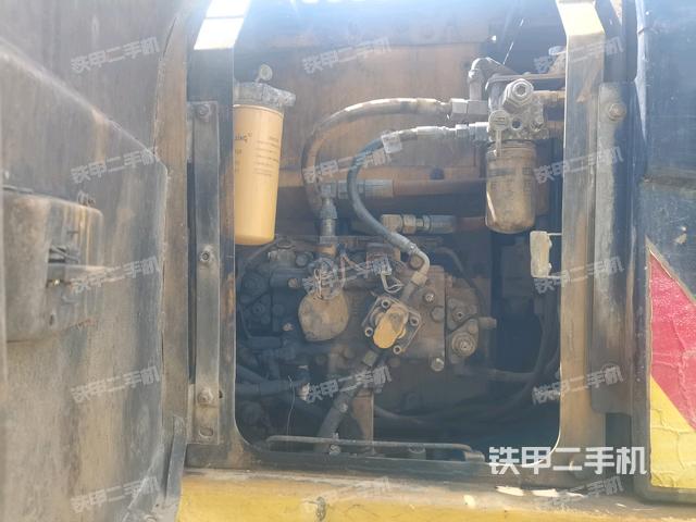 液壓泵室(大件艙室) 液壓泵室(大件艙室)