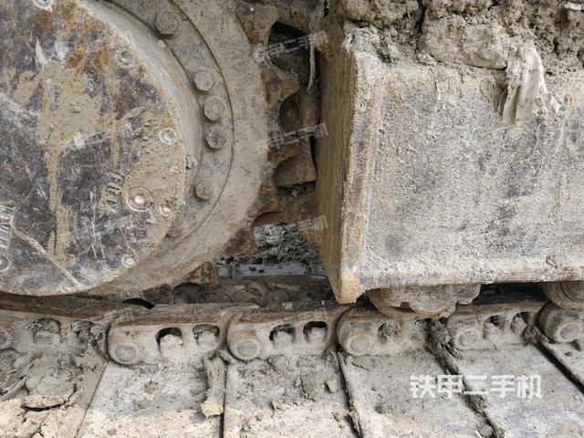 左驅(qū)動(dòng)輪(行走機(jī)構(gòu)) 左驅(qū)動(dòng)輪(行走機(jī)構(gòu))