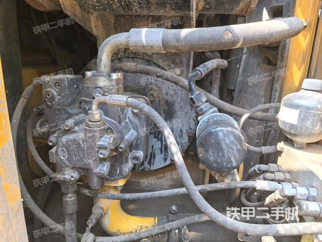 液壓泵室(大件艙室) 液壓泵室(大件艙室)