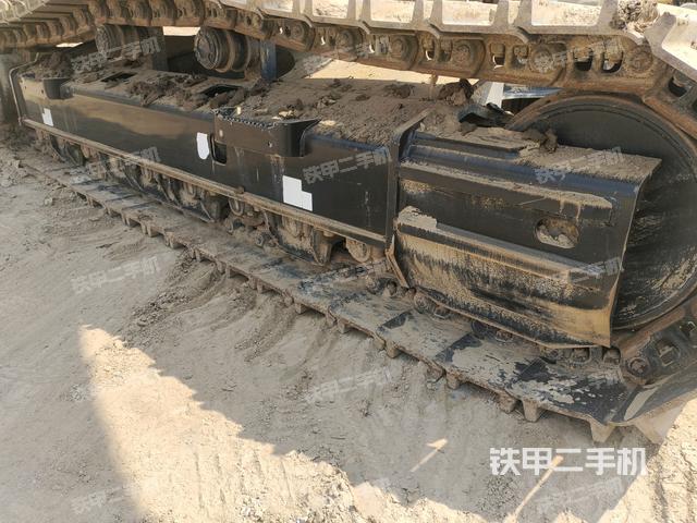右侧行走马达盖板(行走机构) 右侧行走马达盖板(行走机构)