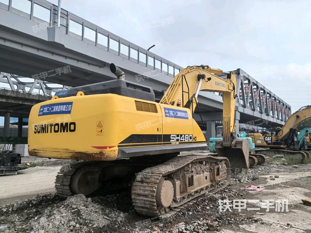 右后45(整機(jī)外觀) 右后45(整機(jī)外觀)