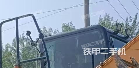 駕駛室頂部（整機(jī)外觀）